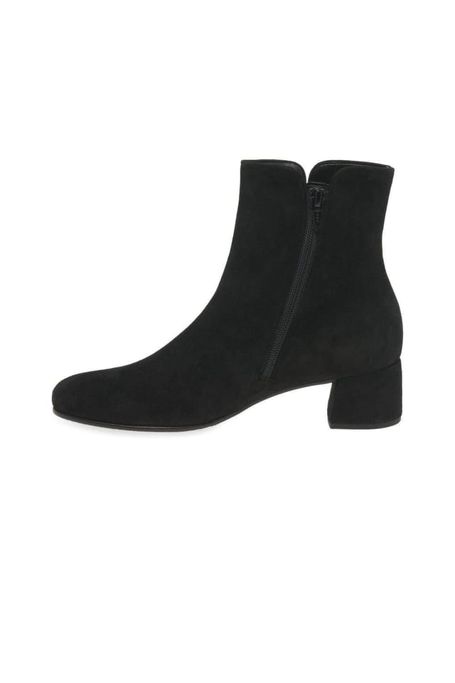 Gabor Gabor Women's 'Abbey' Ankle Boots in Black - 2