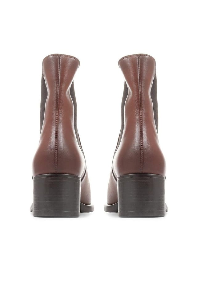 Jones Bootmaker Jones Bootmaker Women's Doria Heeled Leather Chelsea Boots in Tan - 3