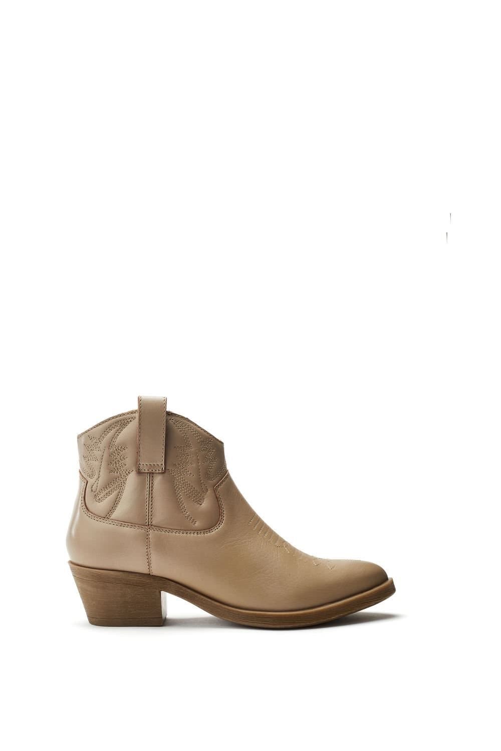 Moda In Pelle Moda In Pelle Women's 'Bracknell' Leather Ankle Boots in Cream