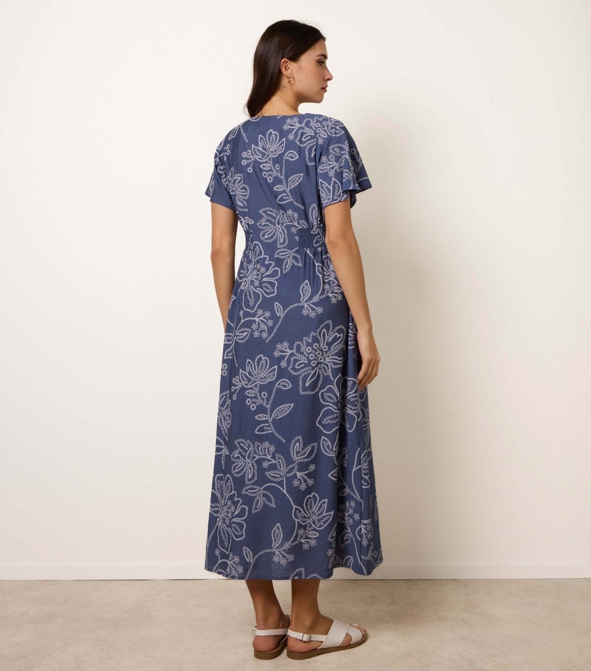 Blue Vanilla Women's Blue Floral Button Front Midi Dress Blue Vanilla New Look - 4