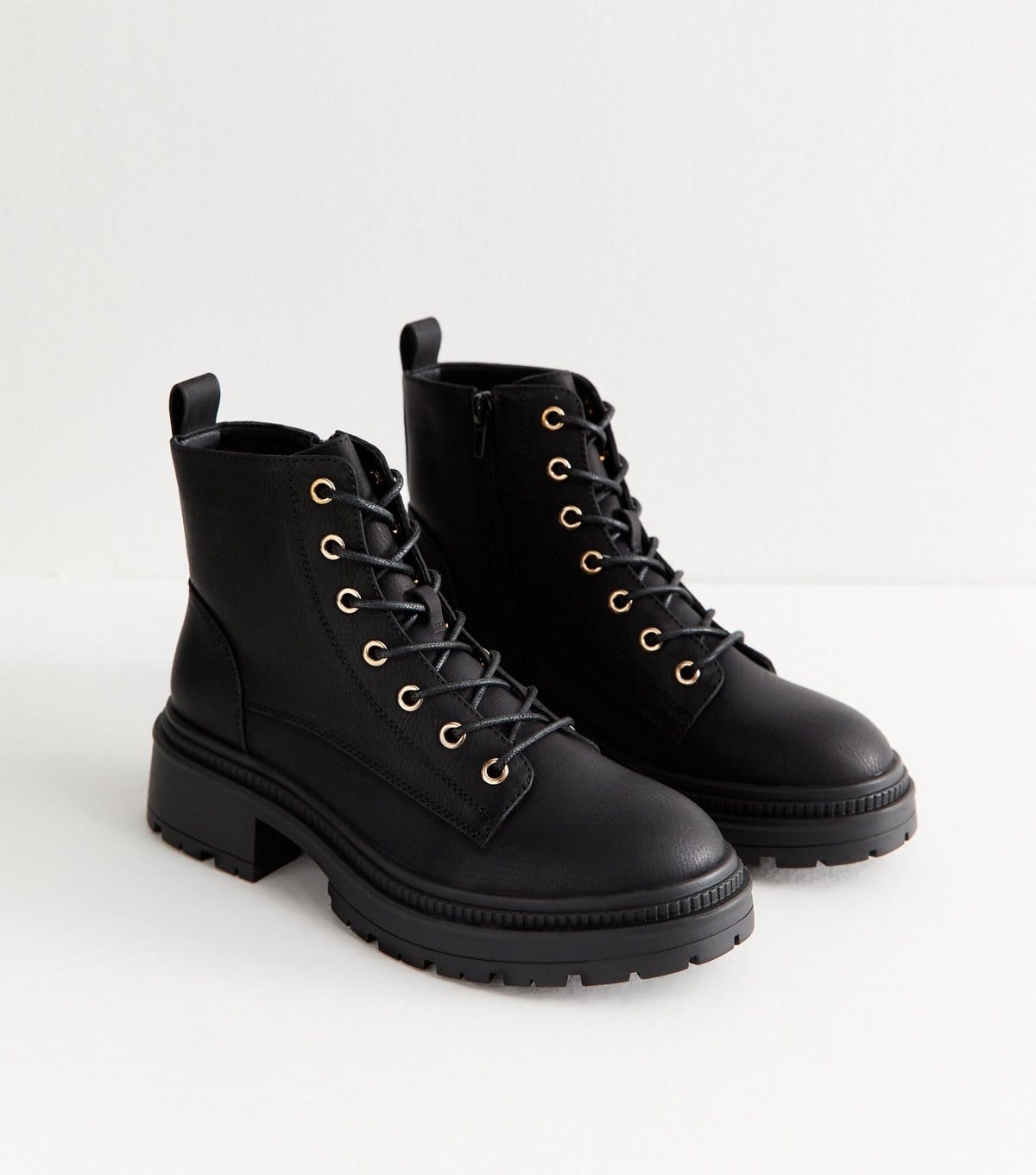 New Look Women's Black Faux Leather Lace Up Boots New Look - 4