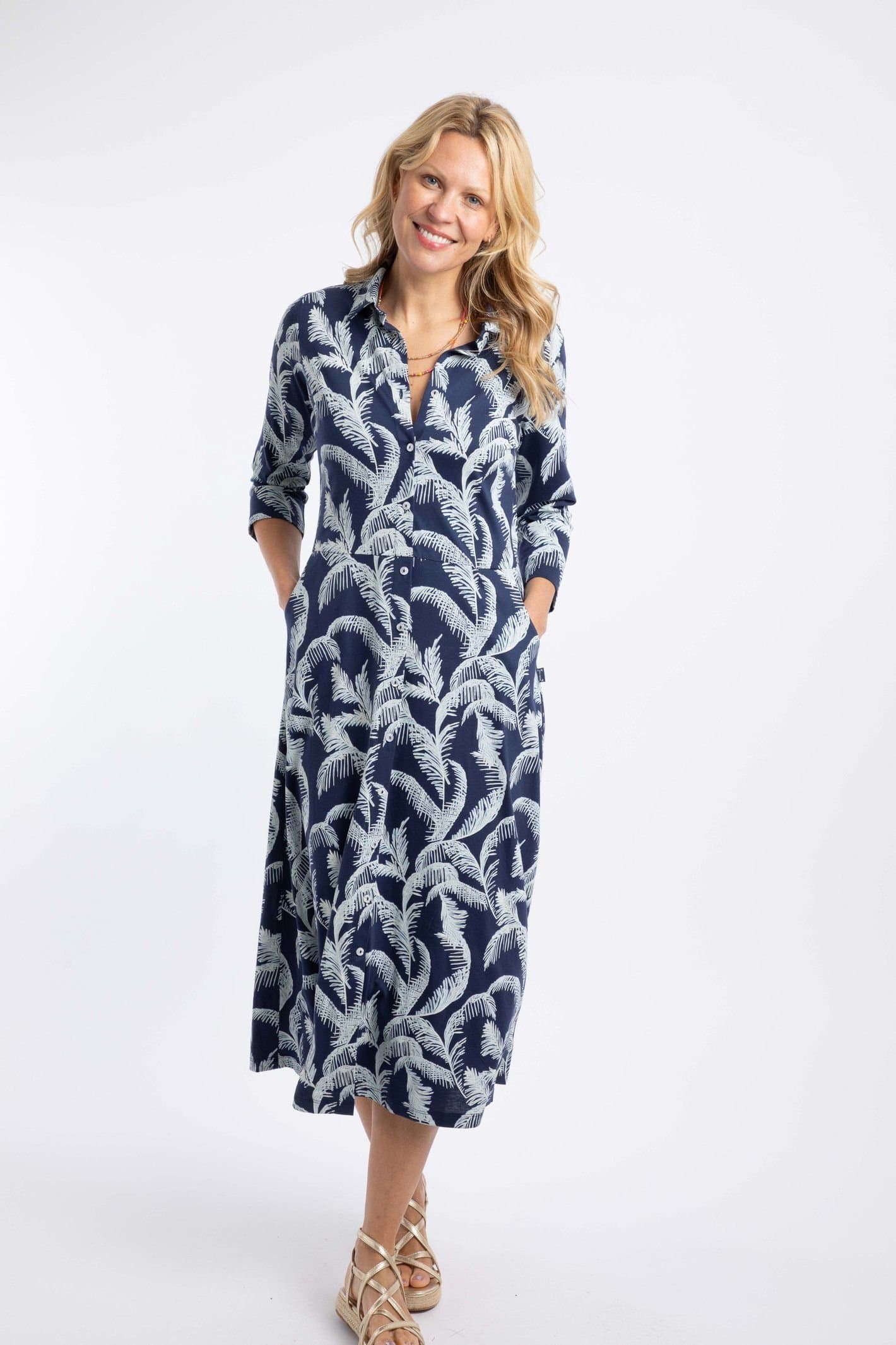 Weird Fish Weird Fish Women's Hydra Printed Jersey Shirt Dress in Dark Blue