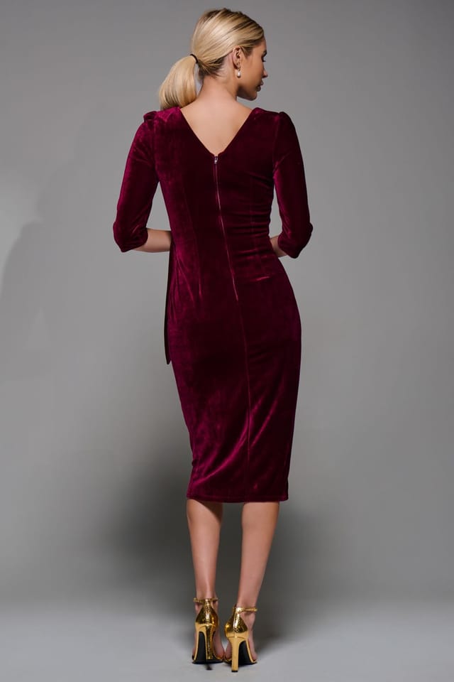 Jolie Moi Jolie Moi Women's Side Tie Velvet Bodycon Dress in Burgundy - 2