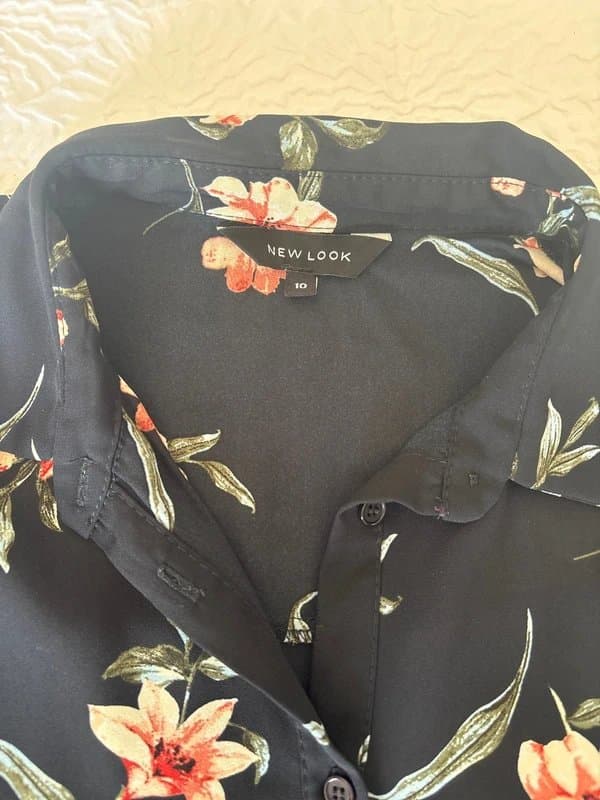 New Look Ladies New Look black floral shirt - UK10 work wear - spring wardrobe