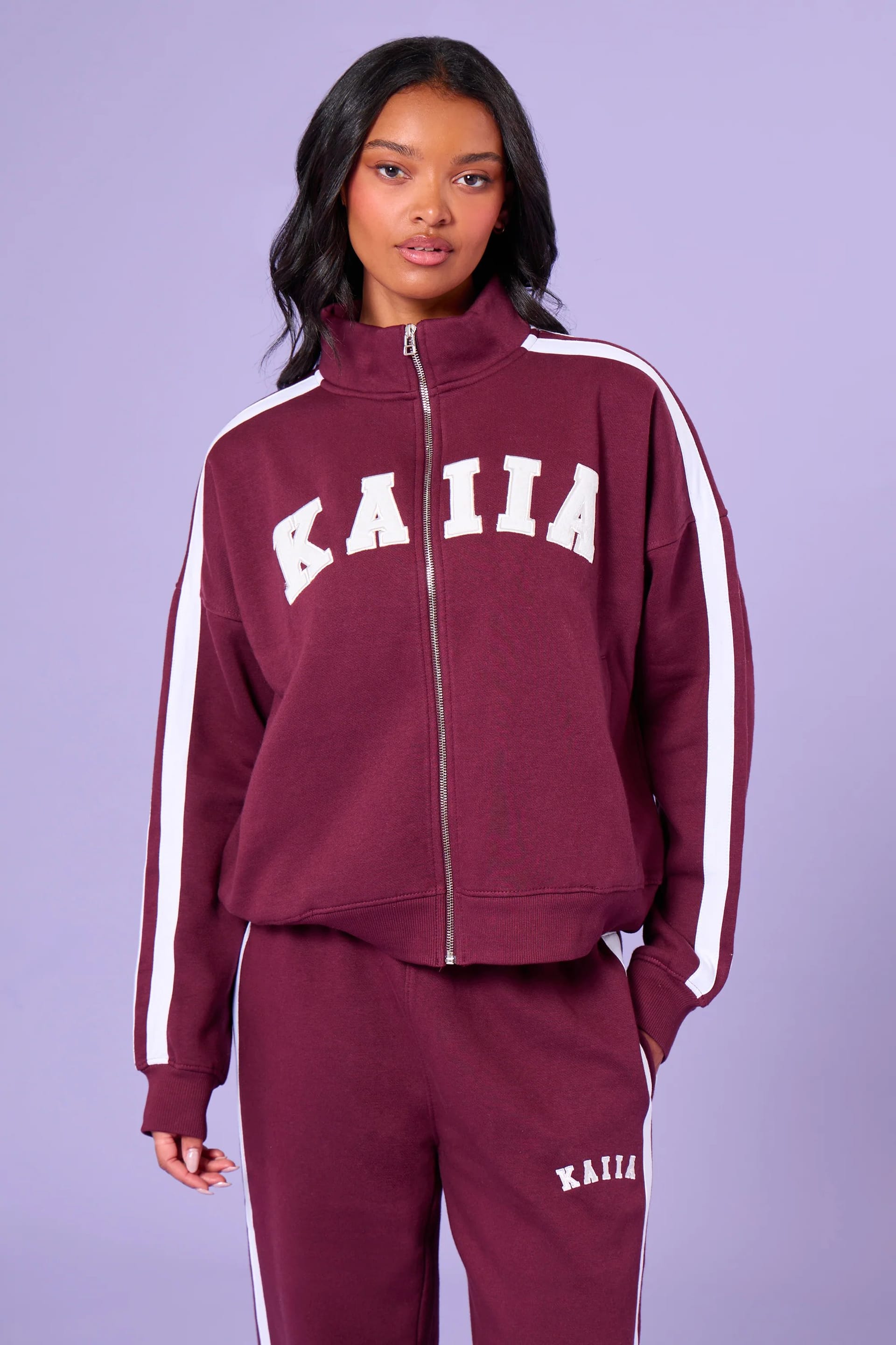 Kaiia Kaiia Sport Stripe Funnel Neck Zip Through Sweatshirt Burgundy & Cream - 4