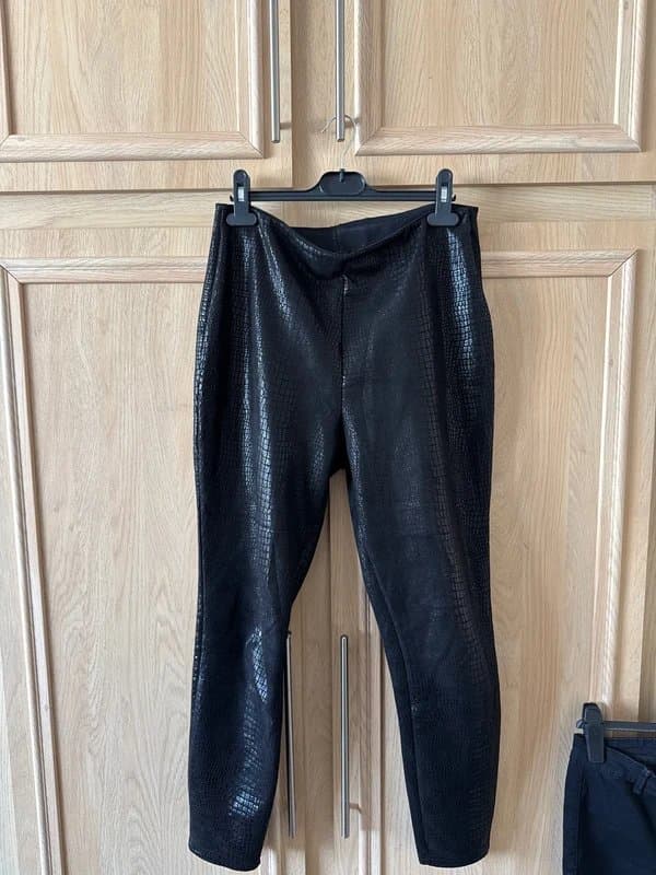 New Look Snake skin print legging