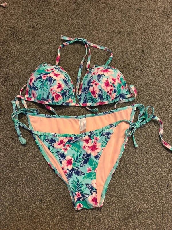 New Look Ladies floral bikini set size 12
