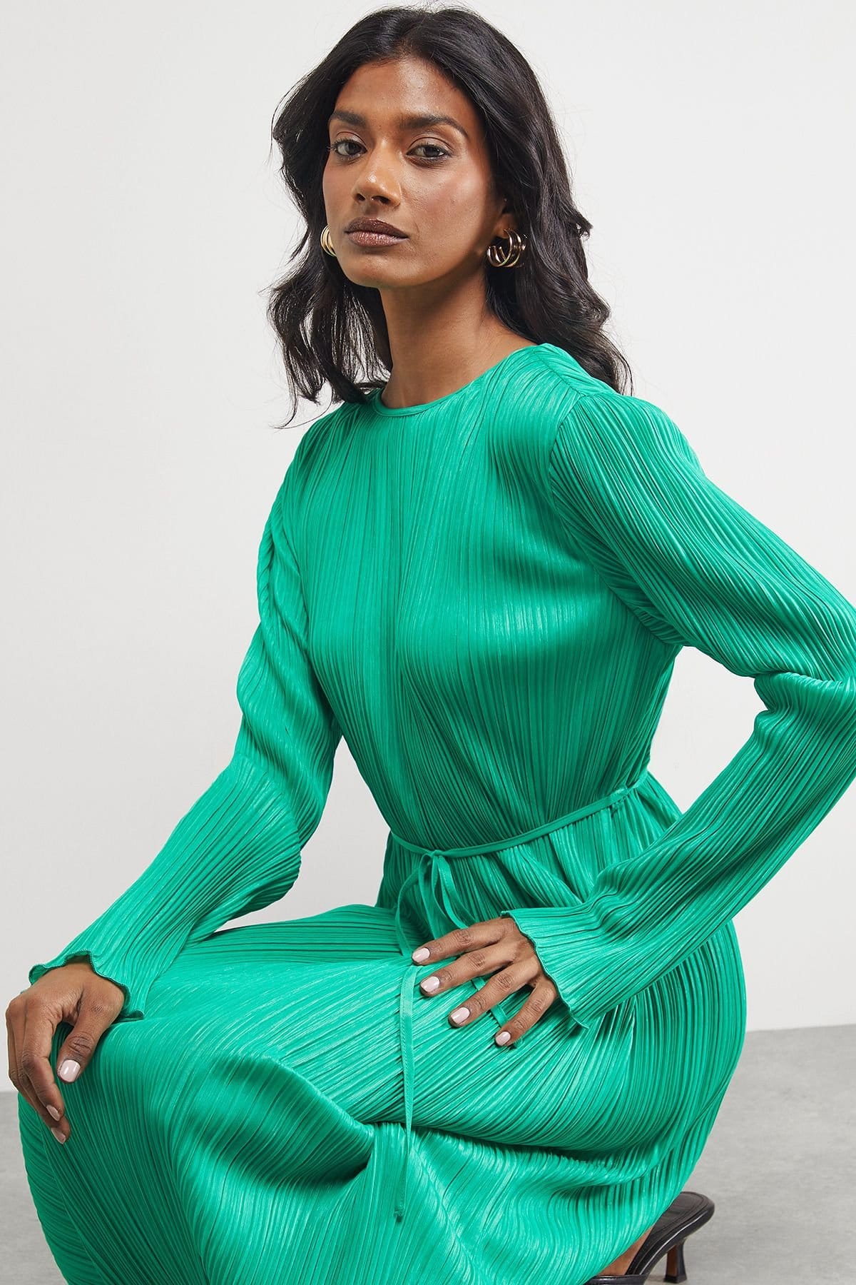 Warehouse Warehouse Women's Plisse Belted Column Midi Dress in Bright Green - 4