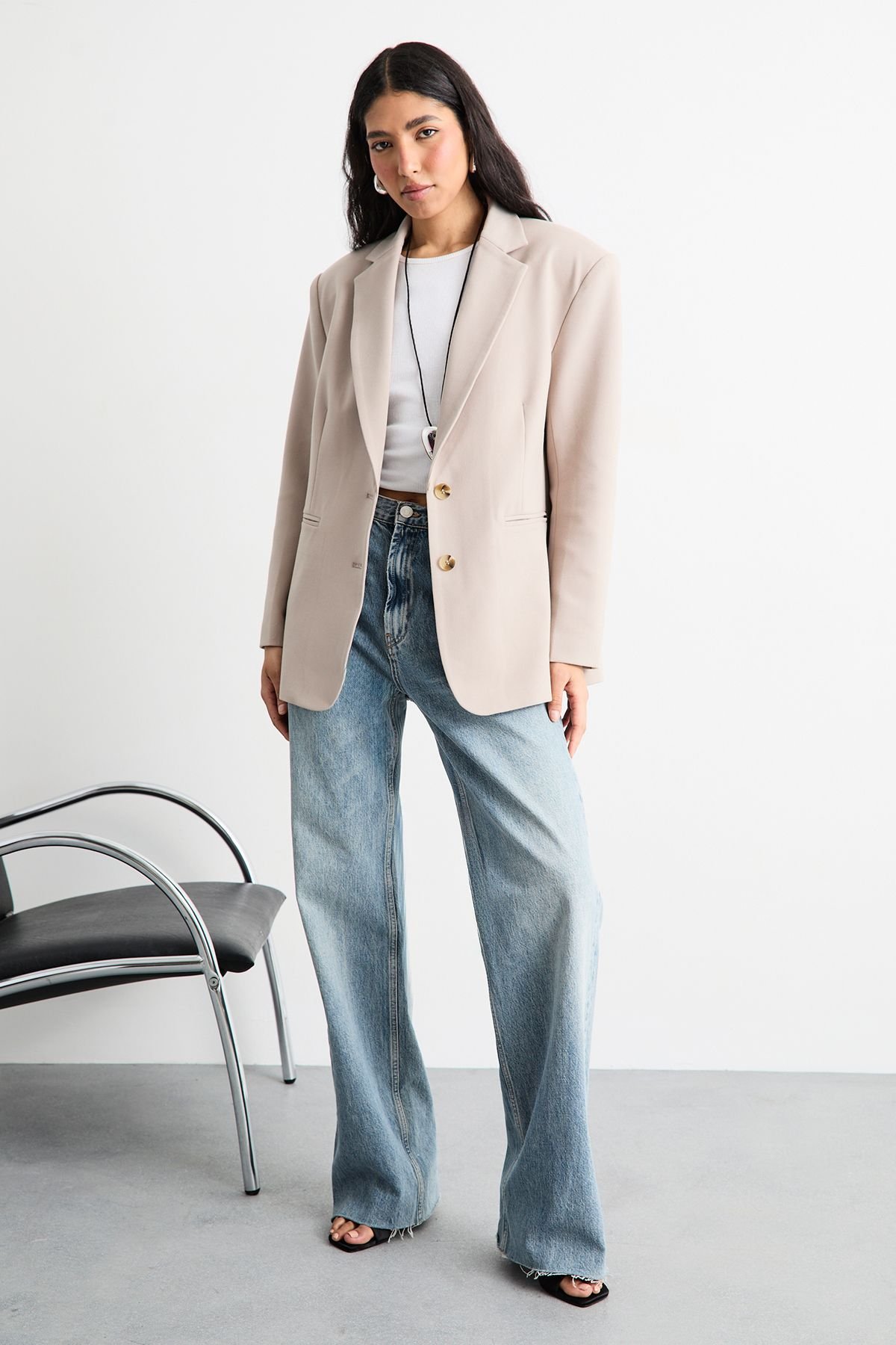 Warehouse Warehouse Women's Oversized Single Breasted Blazer in Stone - 4