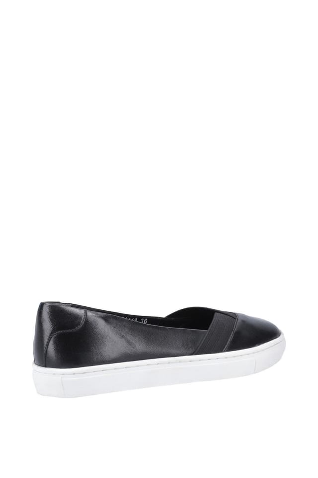 Hush Puppies Hush Puppies Women's 'Tiffany' Smooth Leather Slip On Shoes in Black - 2