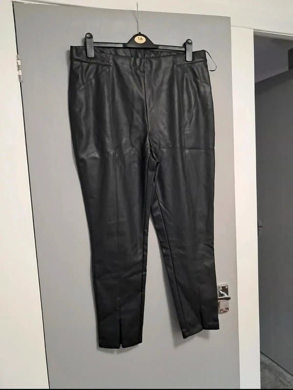 In The Style Ladies skinny fit leather look trousers
