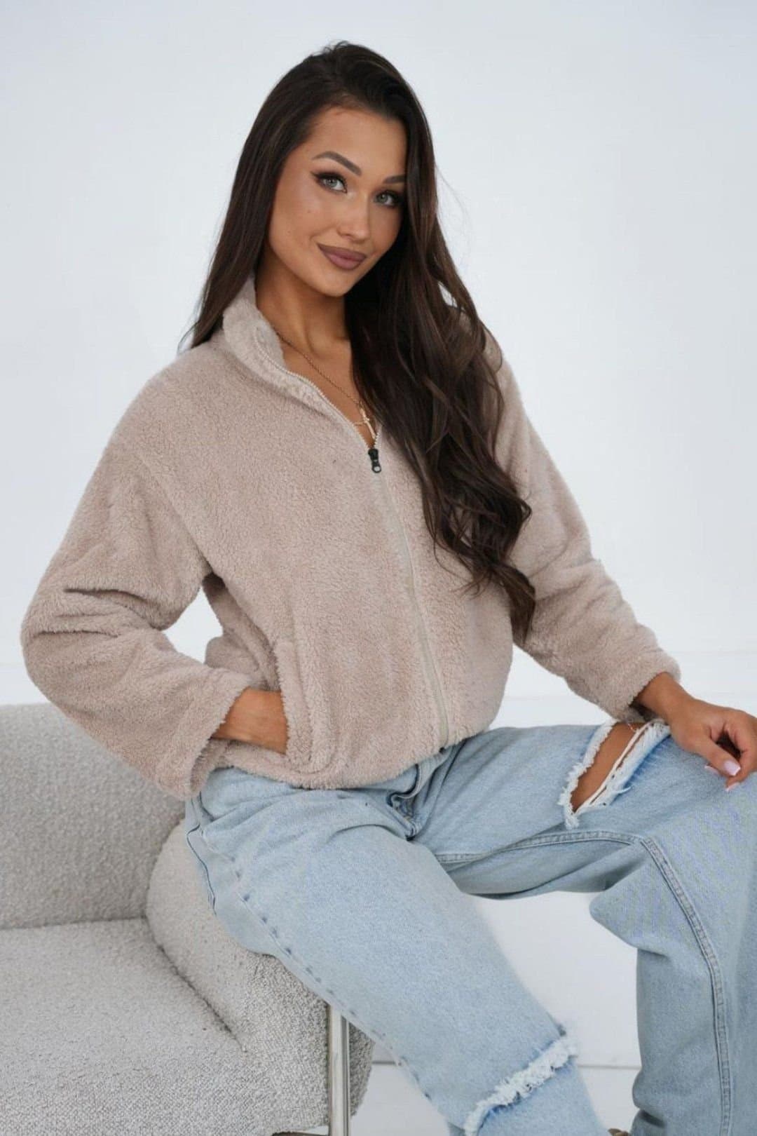 Love Lace Love Lace Women's Soft Teddy Zip Up Stand Collar Sweatshirt in Beige