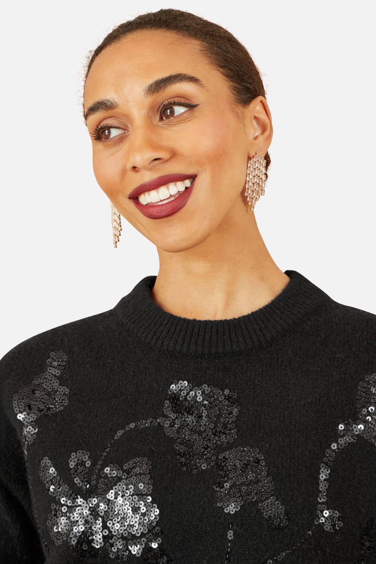 Yumi Yumi Women's Black Relaxed Knitted Jumper With Sequin Detail - 4