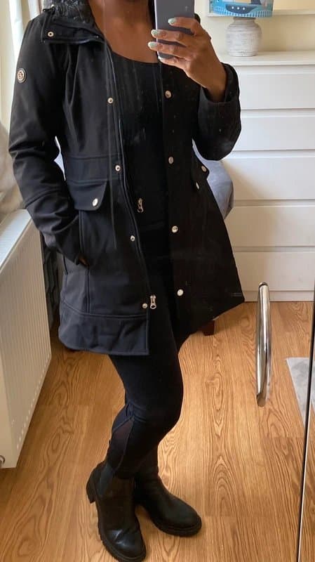 Jessica Simpson Black coat size S