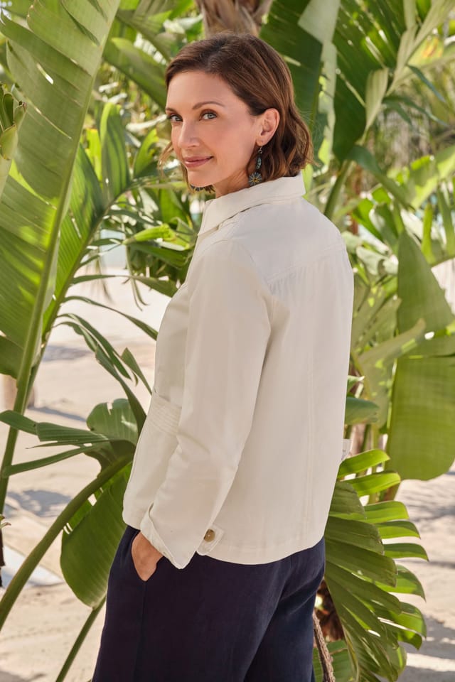 WoolOvers WoolOvers Women's Stitch Pocket Cotton Jacket in Off-White - 3