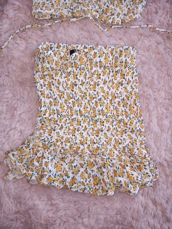 Bershka Fab Bershka ruched crop top & mini skirt summer.co-ord set size S/XS 4-6-8