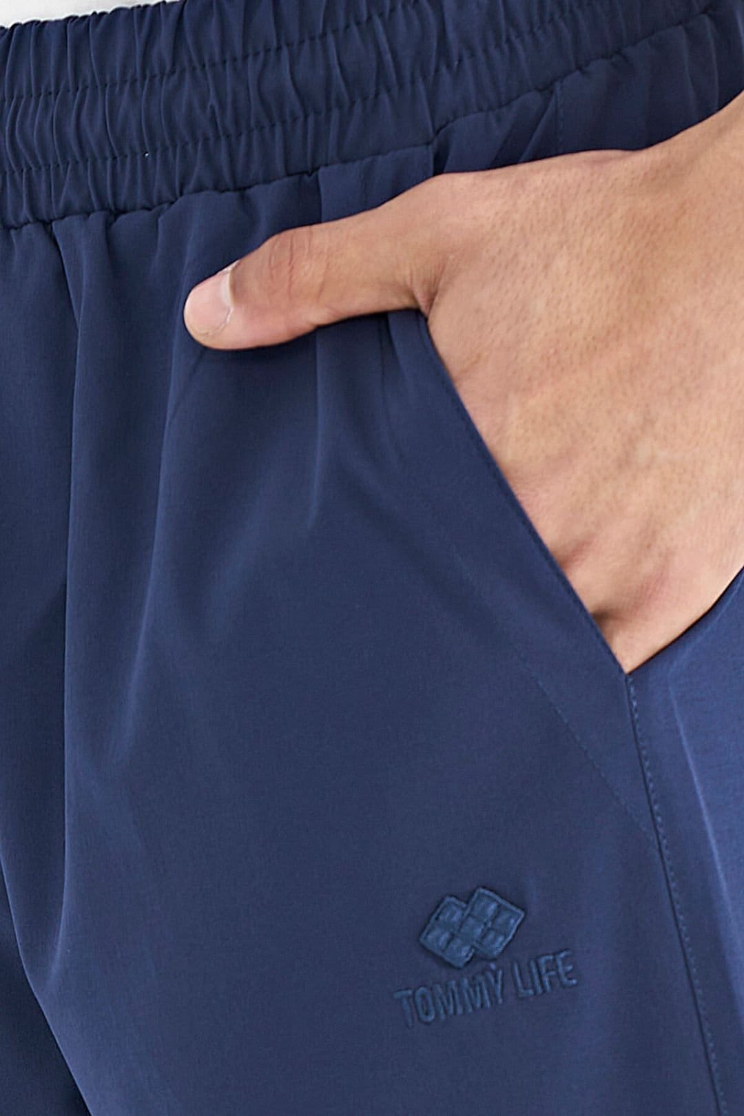 Tommy Life Tommy Life Men's Regular-fit Wide-leg Shorts in Navy - 4
