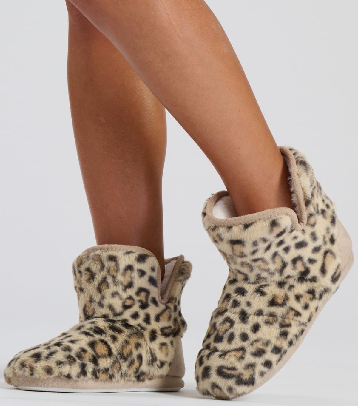 Loungeable Women's Leopard Print Ankle Boot Slippers Loungeable New Look