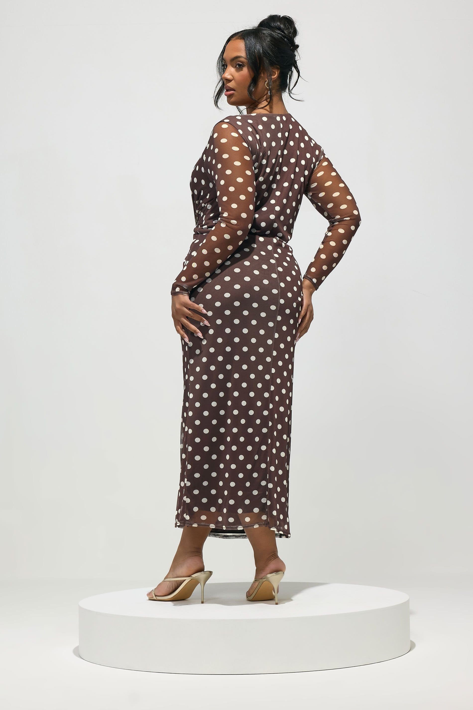 Yours Yours Women's Polka Dot Maxi Dress in Chocolate - 4
