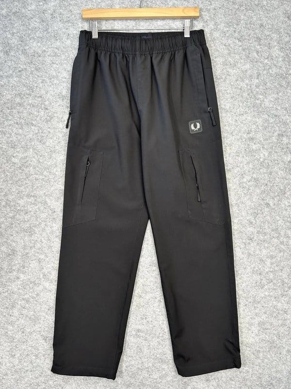 Fred Perry Fred Perry Cargo Pant Men’s Medium Black Straight Leg Modern Woven Trouser C46 - 1