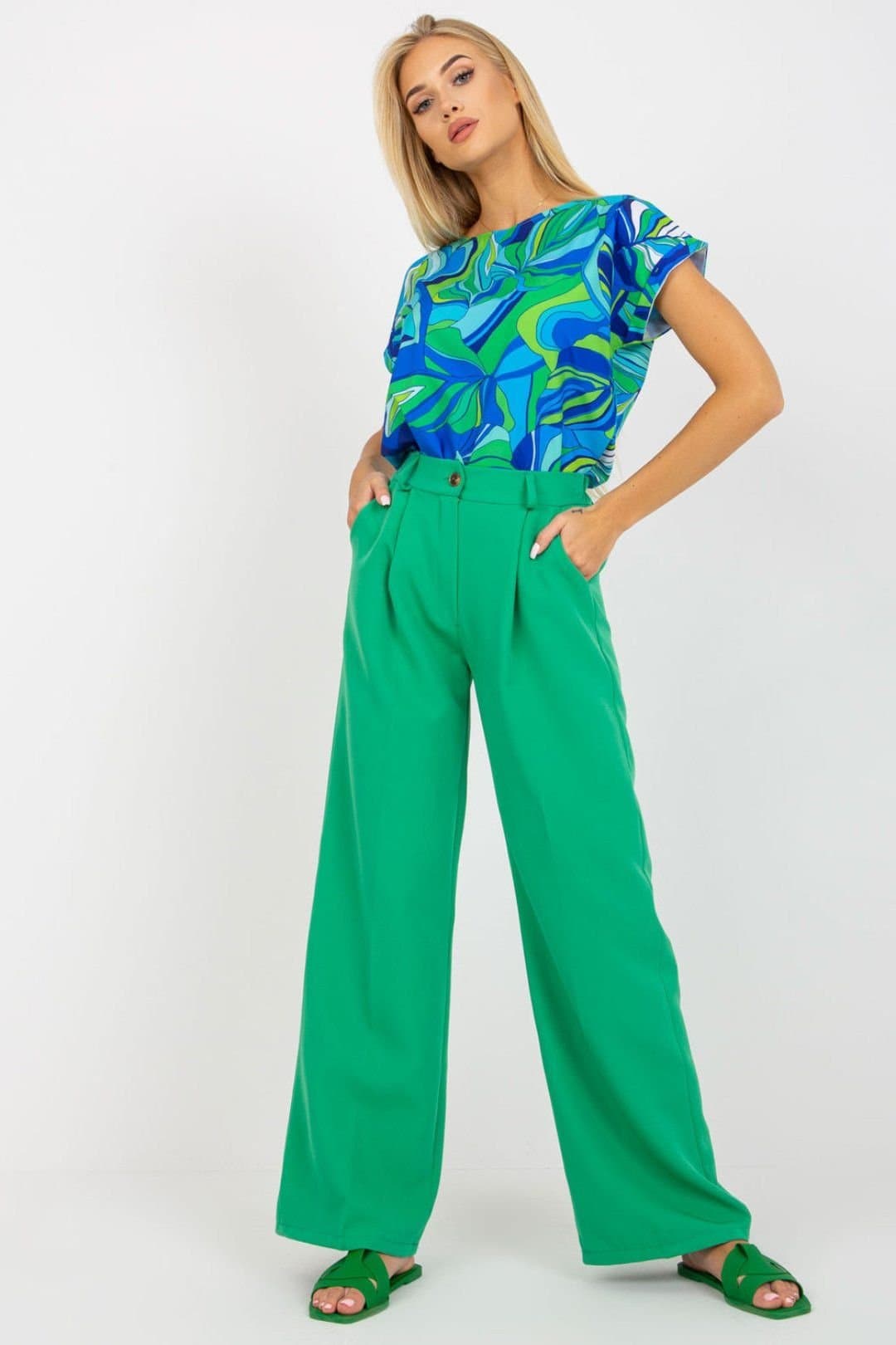 Love Lace Love Lace Women's High Rise Fabric Trousers Zip Pocket in Green