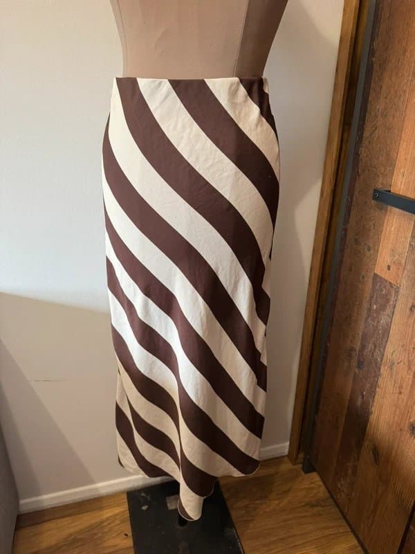 ASOS Design satin bias midi skirt in stripe silky elastic waist pull on cream brown size 10