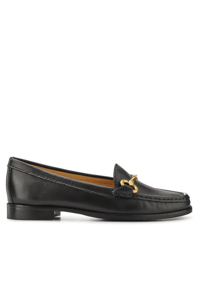 Jones Bootmaker Jones Bootmaker Women's Lorella Leather Heeled Loafers in Black - 2