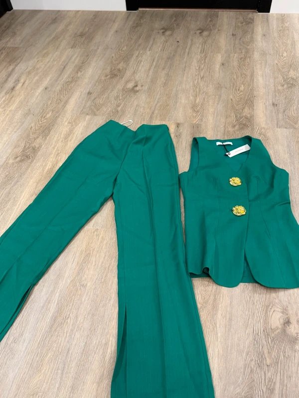 Commense Emerald Green Pantsuit Set – Size XS – Never Worn - 1