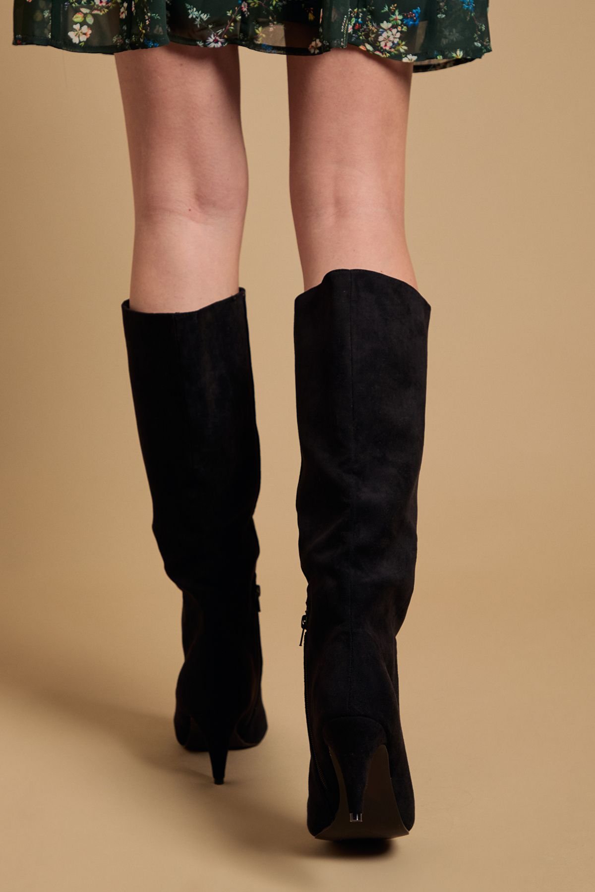 Oasis Oasis Women's Lilian Faux Suede Soft Point Medium Heel Pull On Knee Boots in Natural Black - 3