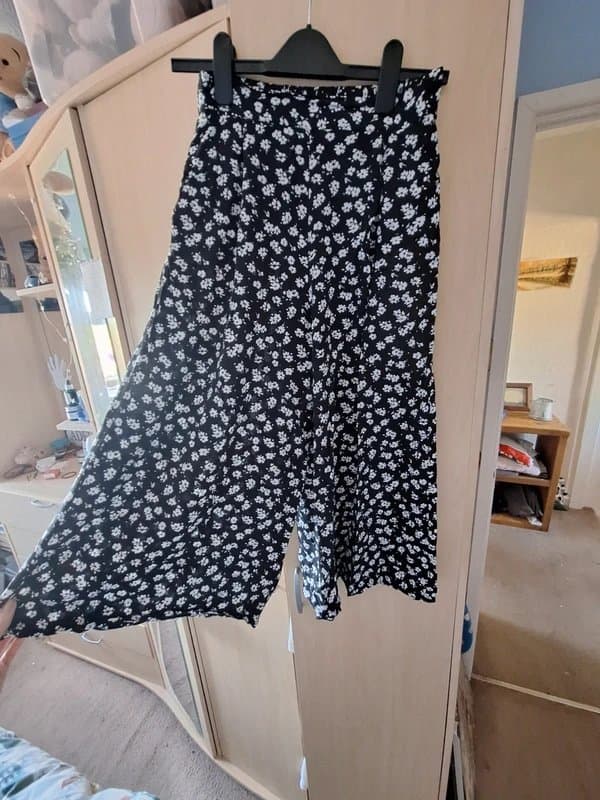 New Look Floral culottes
