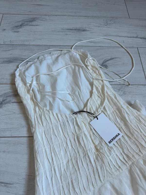 Bershka Bershka cream ruffle mini dress