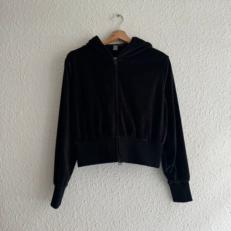 Sweaty Betty Black Velvet Cropped Hoodie