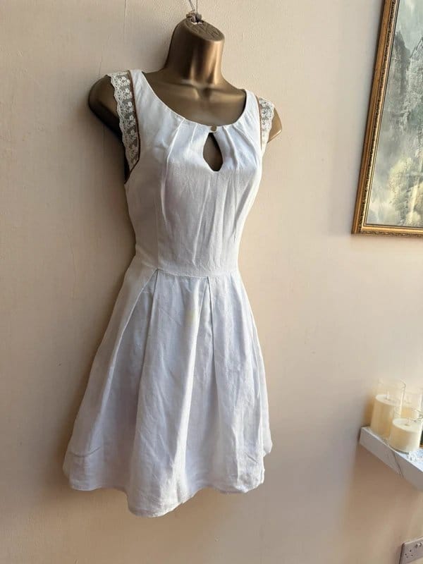 Favori White Linen Lace Trim Dress