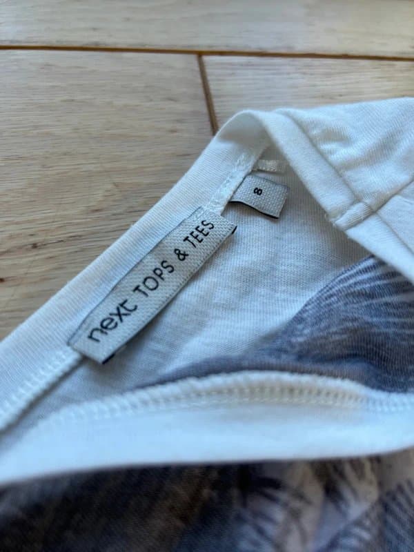 Next Next t-shirt size 8