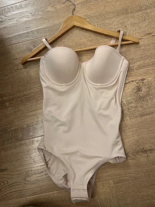 Flexees Flexees Nude/beige Bodysuit Shaper 36B - Removable Straps