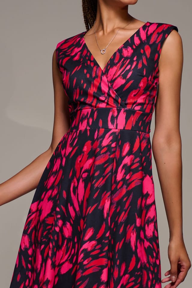 Jolie Moi Jolie Moi Women's V-Neck Fit & Flare Scuba Midaxi Dress - 3