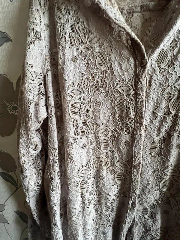 Topshop Topshop lace blouse size 12