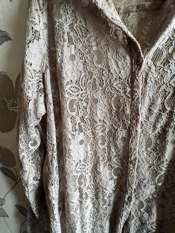 Topshop Topshop lace blouse size 12 - 1