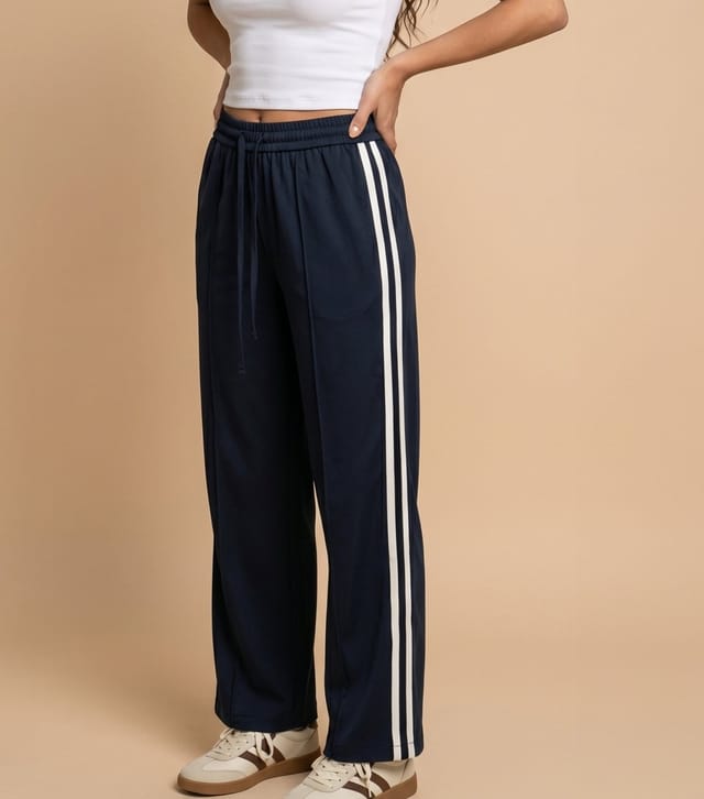 Urban Bliss Women's Blue Side Stripe Straight Joggers Urban Bliss New Look - 2