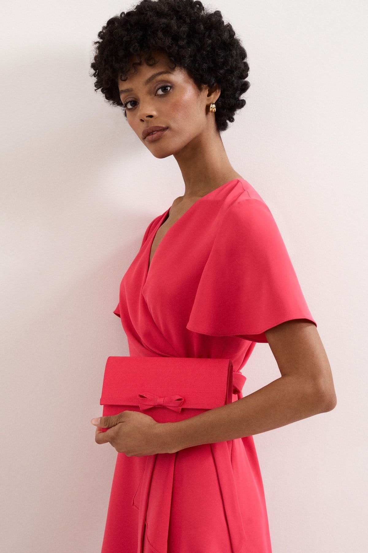 Phase Eight Phase Eight Women's Bow Detail Chain Clutch Bag in Fuchsia - 4