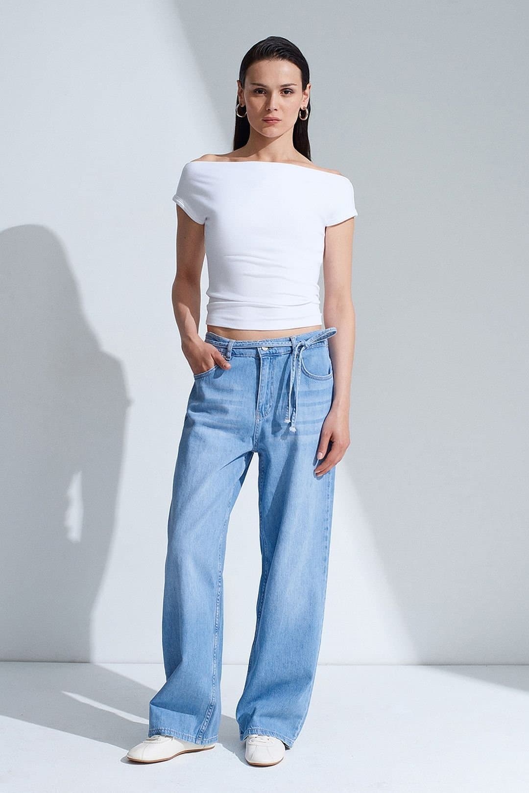Dilvin Dilvin Women's High-Waist Wide-Leg Cotton Denim Jeans In Mid Blue