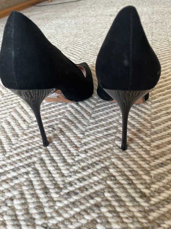 Topshop Topshop black pointed heels. Never work.