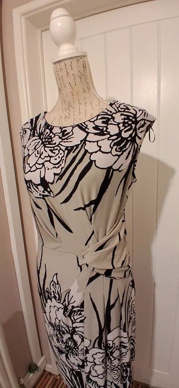 ROMAN BNWOT Size 14 Roman Grey Ruched Dress