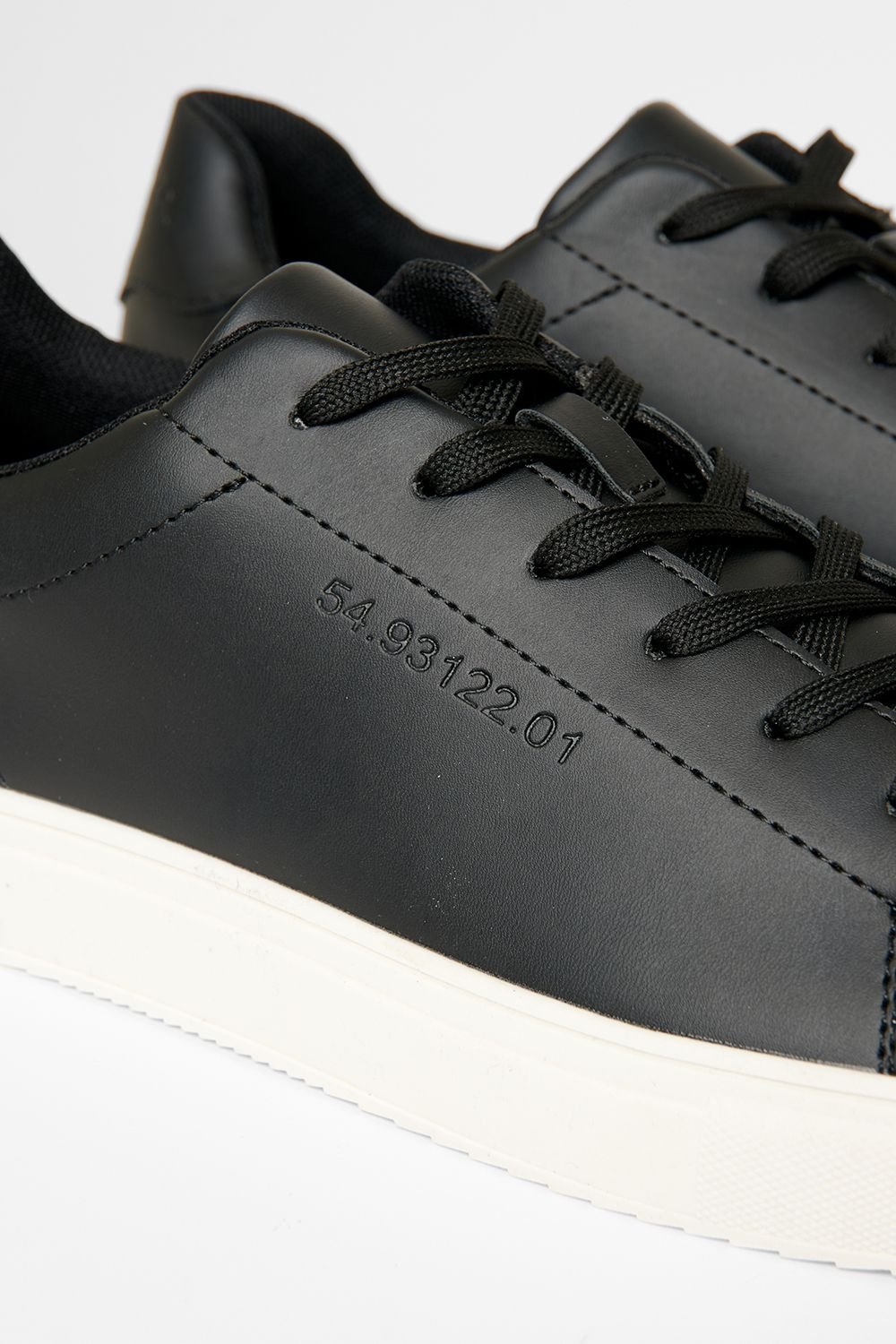 Threadbare Threadbare Men's Lace-Up Faux Leather Court Trainers in Black - 3