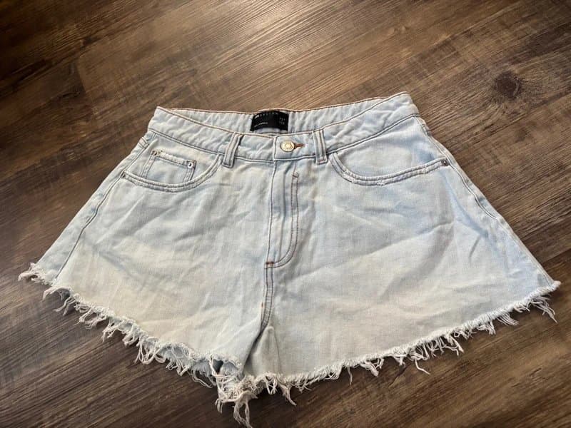 ASOS Asos denim floaty shorts size 10