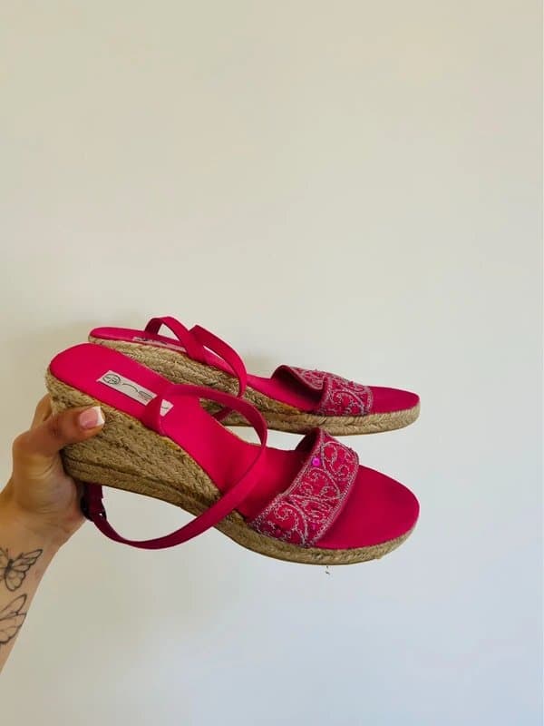 New Look vintage y2k 2000s pink sequin embroidered detail wedge summer ibiza sandals