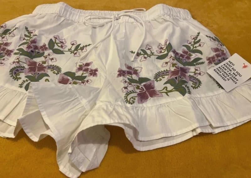 ASOS Design ASOS design flower frilly shorts