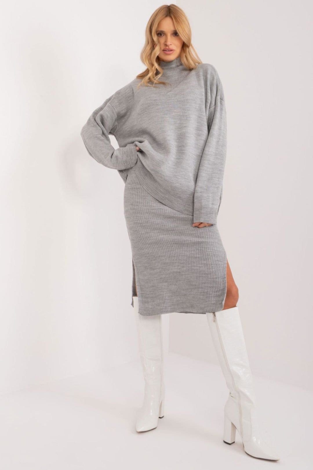 Love Lace Love Lace Women's Heart Neck Ribbed Turtleneck Dress Sweater Set in Grey - 4