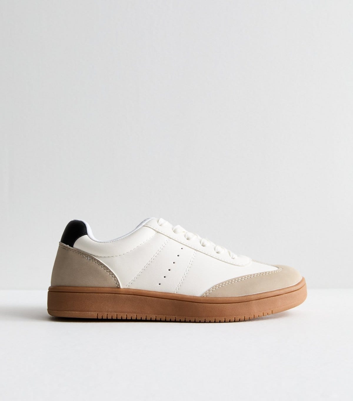 New Look Women's White Suede-Look Low Top Trainers New Look - 4