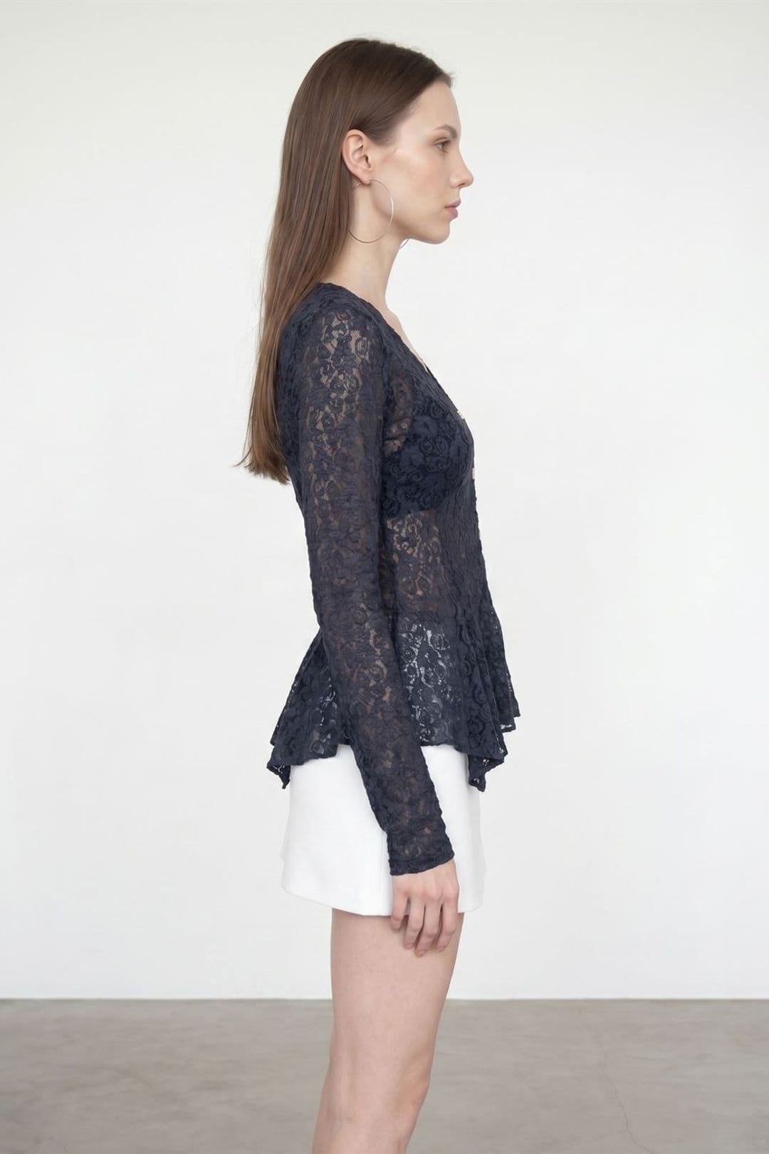 Dilvin Dilvin Women's Lace V-Neck Button Cardigan in Dark Navy - 4